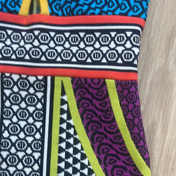 BCBC MAX AZRIA SUPER SEXY DRESS- MULTI-COLOR NWT’s. WOMENS - XXS - Picture 5 of 17